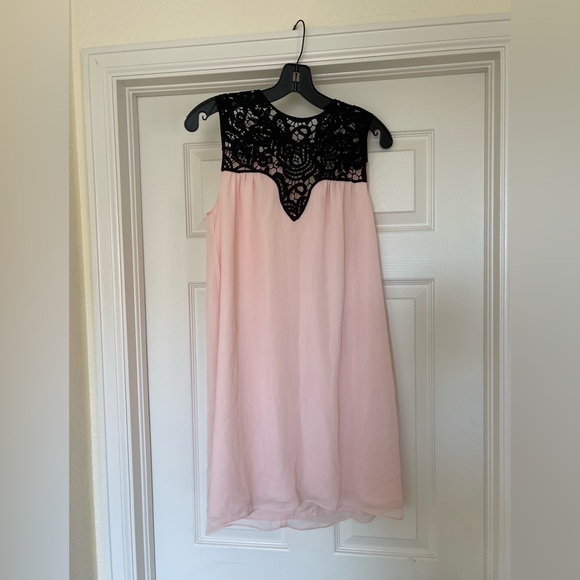 WAYF Blush Black Lace Trim Swing Dress NWT - Picture 1 of 7